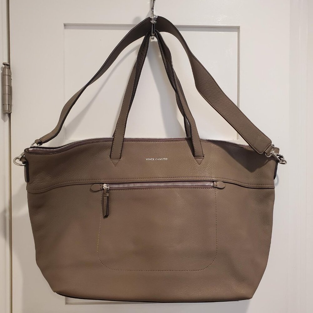 Vince Camuto Large Pebble Leather Shoulder Bag Purse Warm Taupe EUC